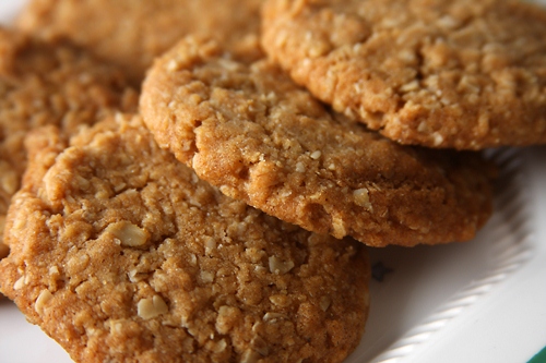 Gluten-free oatmeal cookies