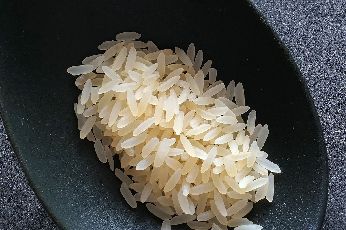 Dark bowl with gluten free white rice