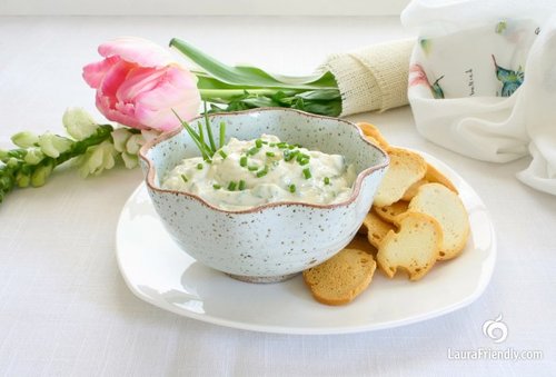 Yogurt Herb Dip 