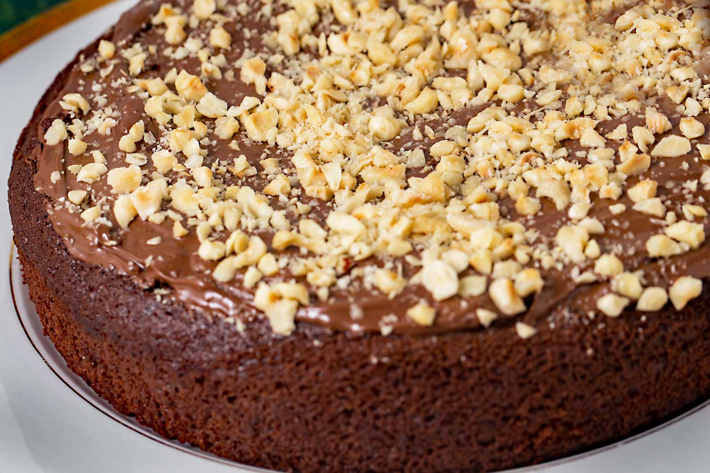 Egg-Free Chocolate Cake | BeyondCeliac.org